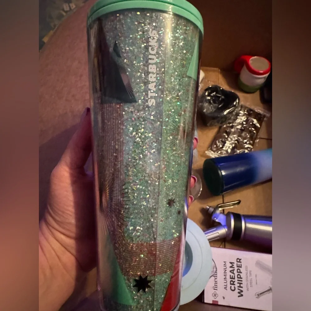 Starbucks 2022 Christmas Glitter Tumbler 24 ounce